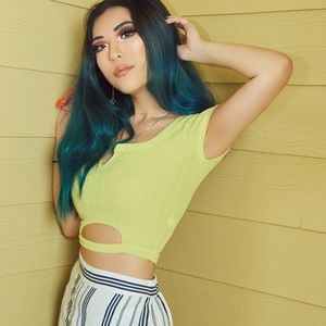 Fashion Nova Cutout Crop Top in Bright Yellow